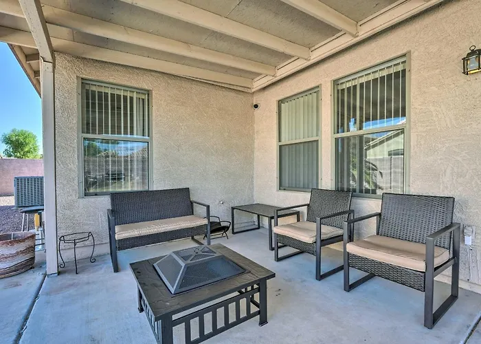 2 Mi To State Farm Stadium! Family-Friendly Home